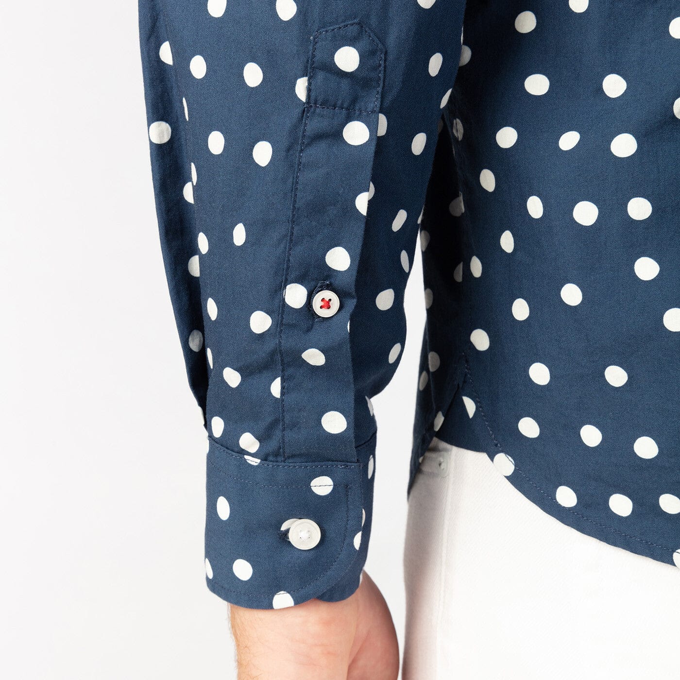 Chemise manches longues à pois bleu foncé en coton - Image 4