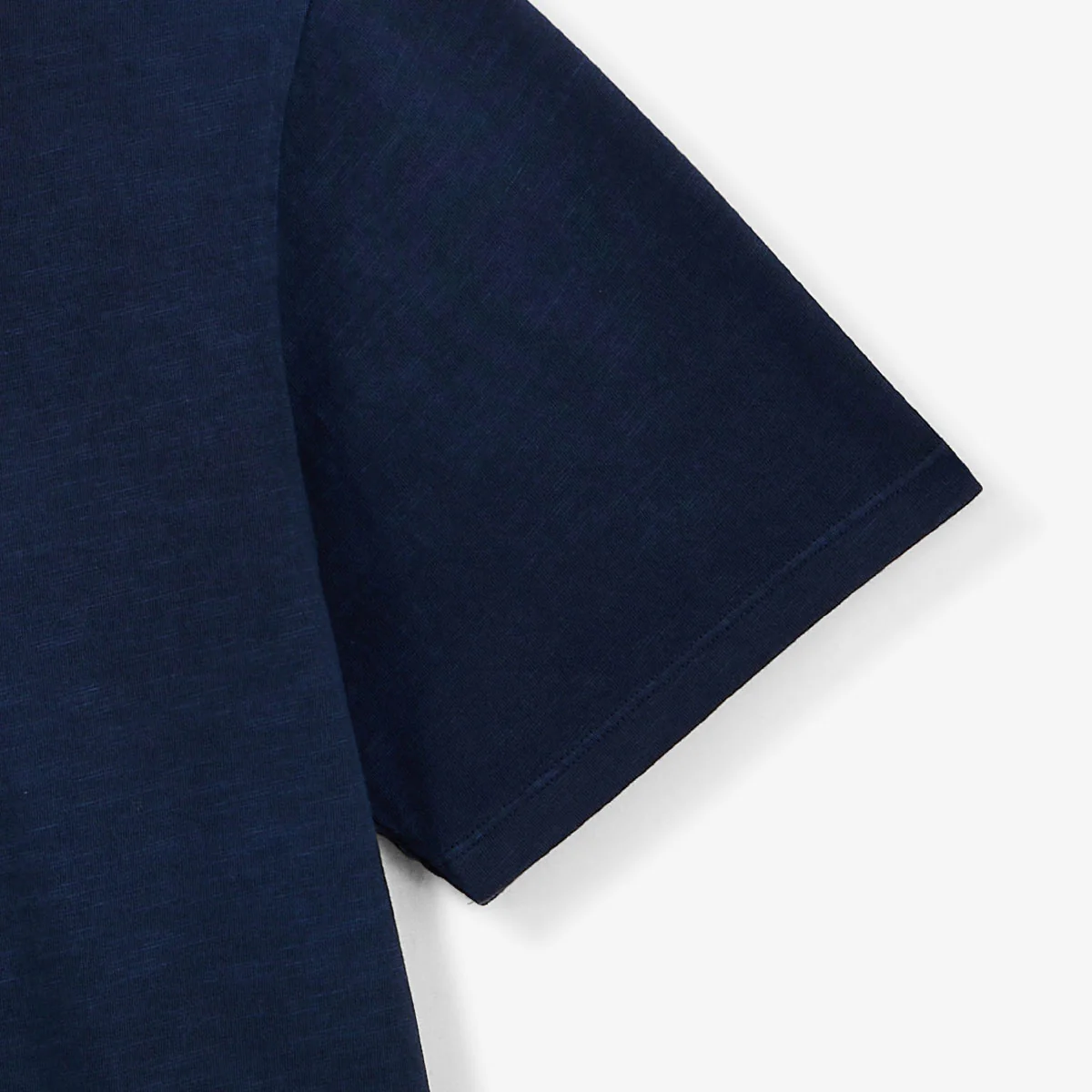 T-shirt col rond en jersey de coton slub pigment dye bleu marine - Image 4